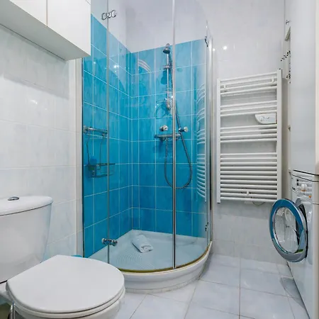 Le Garavan, Superbe Vue Et Vieux Menton