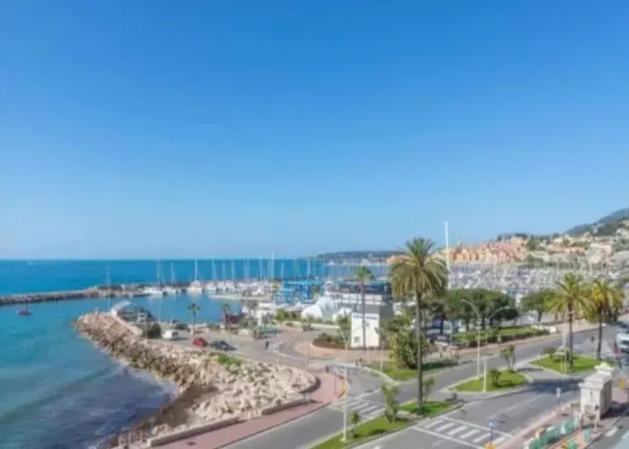 Le Garavan, Superbe Vue Et Vieux