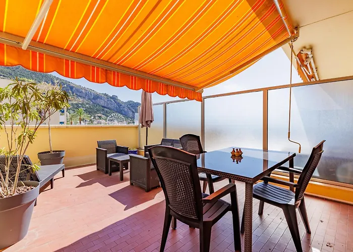 Le Garavan, Superbe Vue Et Vieux * Menton