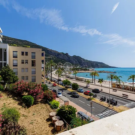 Le Garavan, Superbe Vue Et Vieux